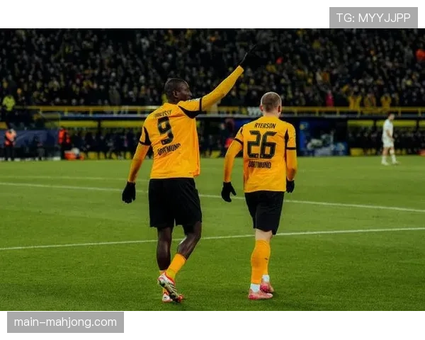 吉拉西开场两分钟头球破门 多特蒙德主场2-0完胜亚特兰大